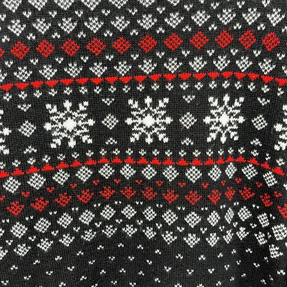 Sloth ugly sweater
Christmas sweater
Holiday hype
Size large - Picture 7 of 8